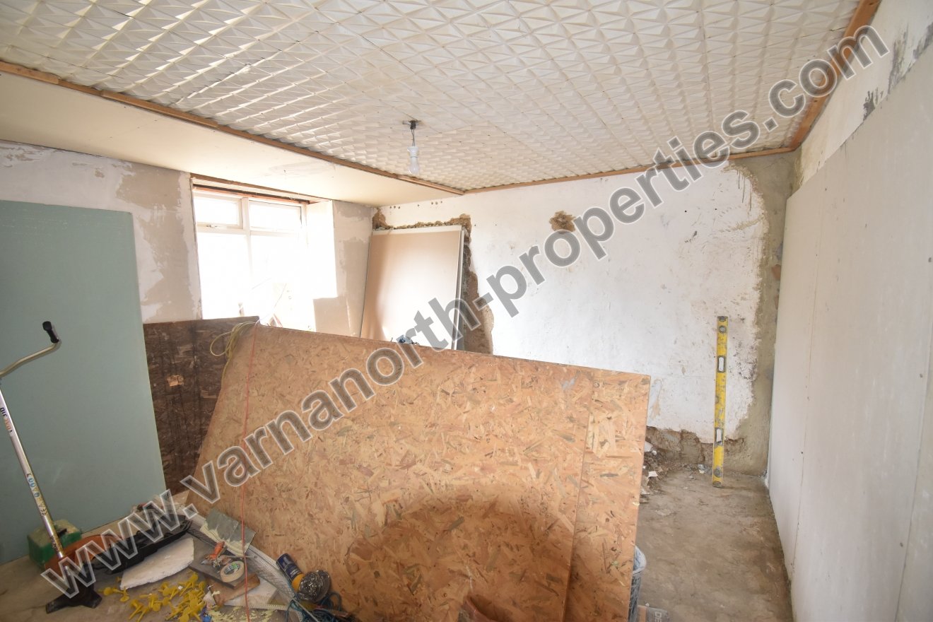 Мечтан дом сред природата – спокойствие, простор и панорамна гледка — снимка 9