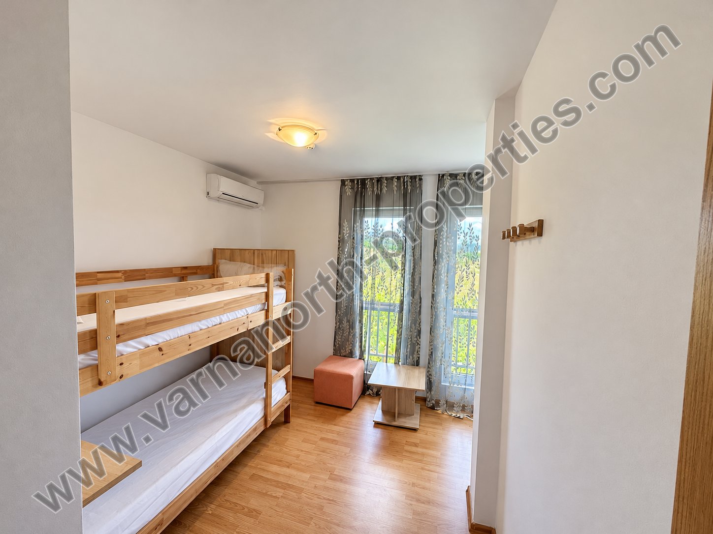 Двуетажна къща в Рогачево — снимка 11