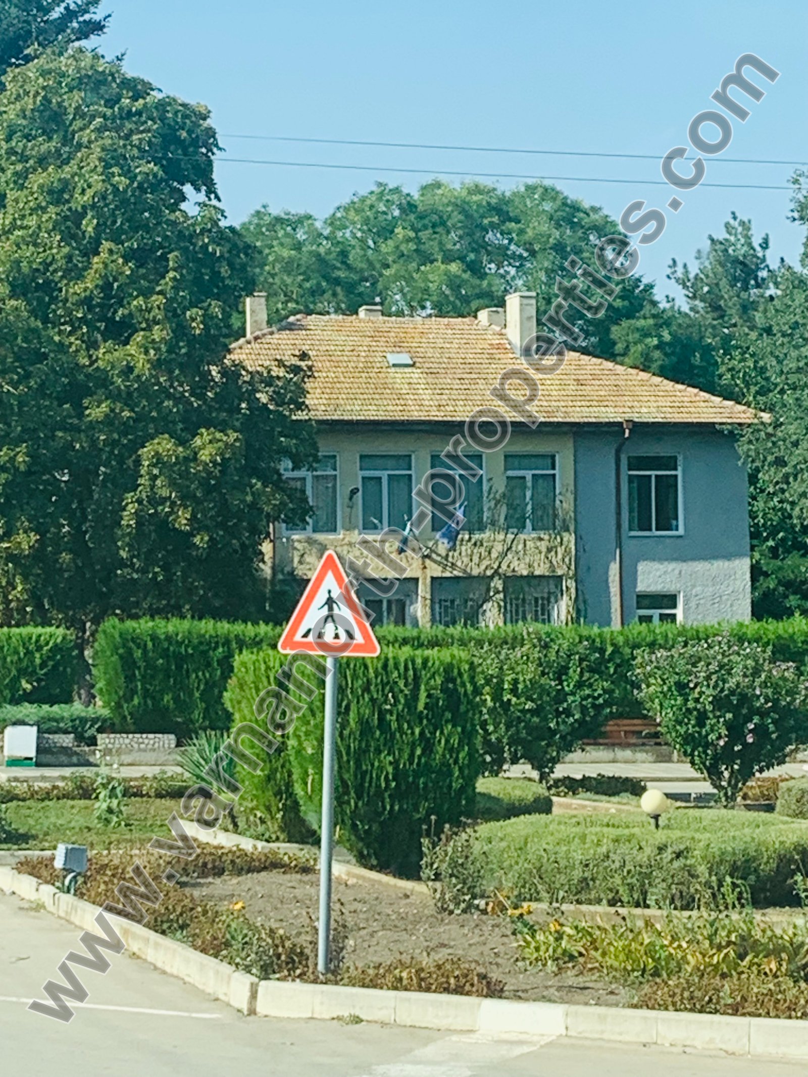 Къща в село между Добрич и Балчик — снимка 20